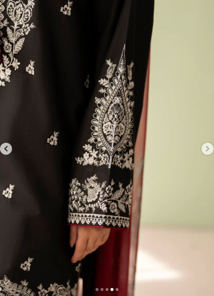 KOKO Three piece - Image 3