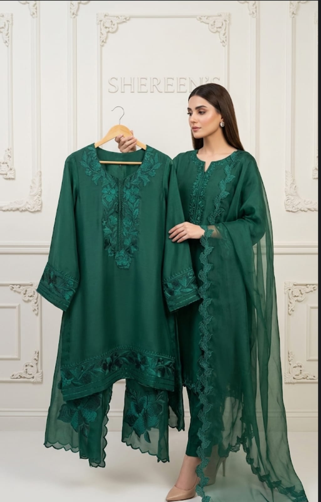 Premium Silk Embroidery Three-Piece Set