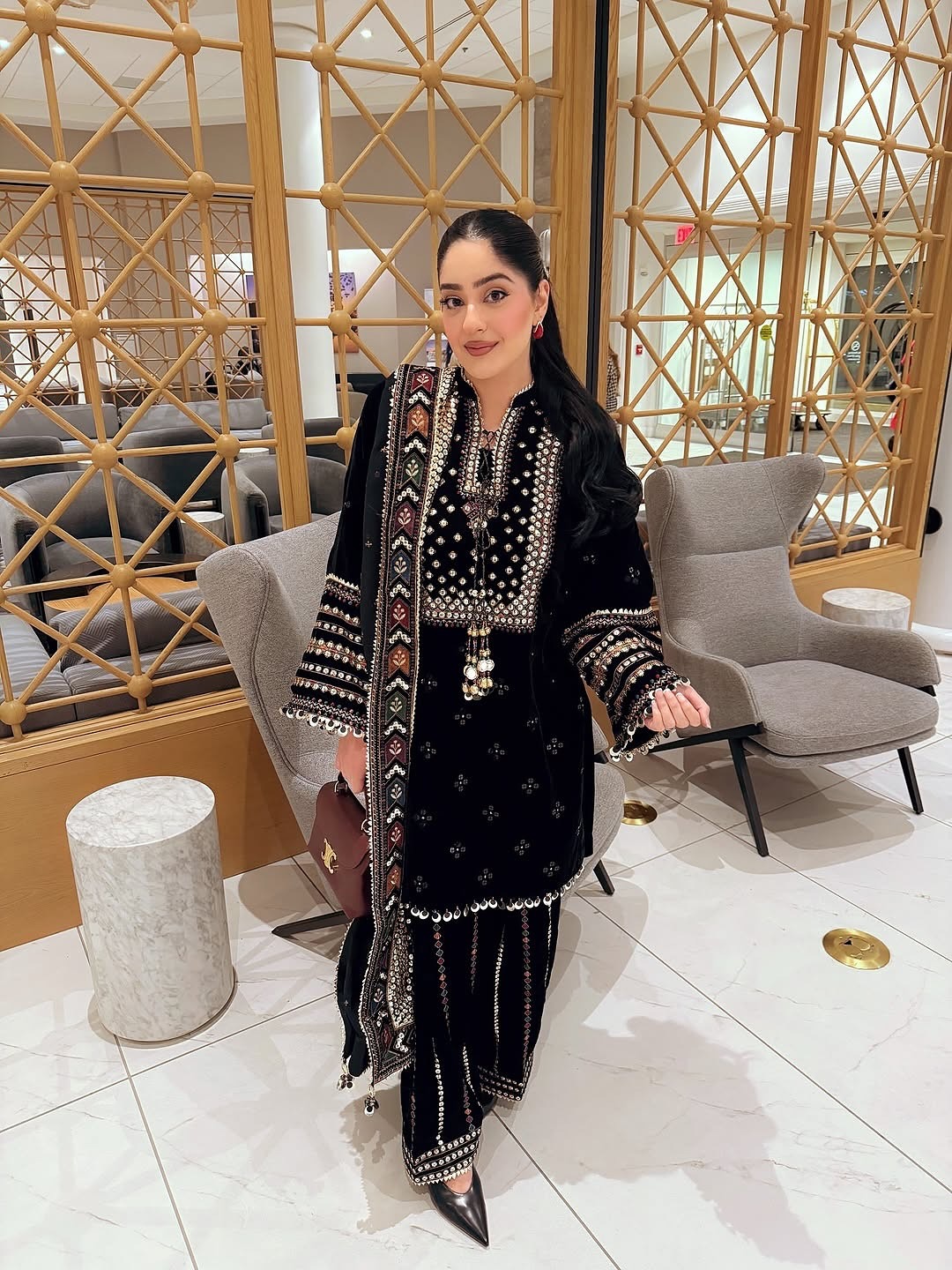 Embroidered Formal Three piece SR-18 - Image 2