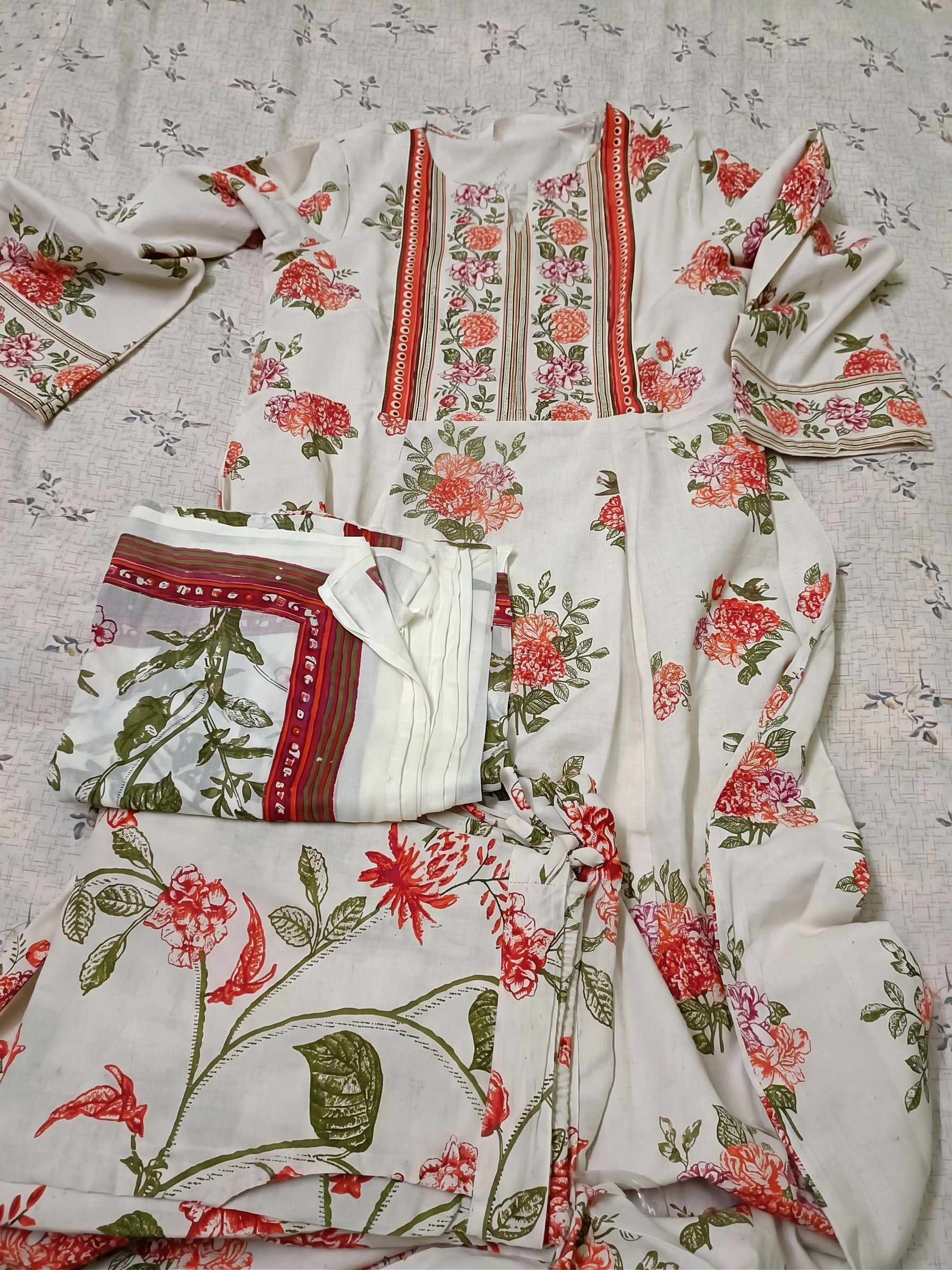 Women Linen Kurta Pant Dupatta Set ( SR-26 ) - Image 7