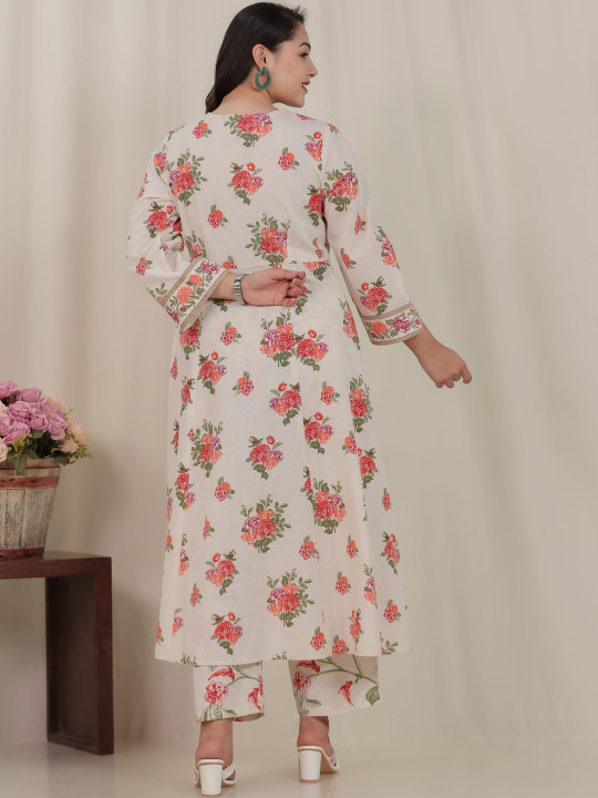 Women Linen Kurta Pant Dupatta Set ( SR-26 ) - Image 4