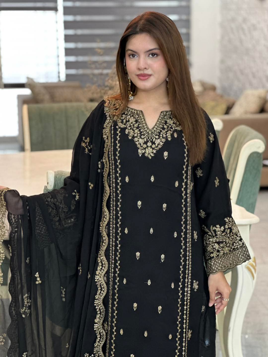 Black Zari Elegance ( SR 28 ) - Image 4