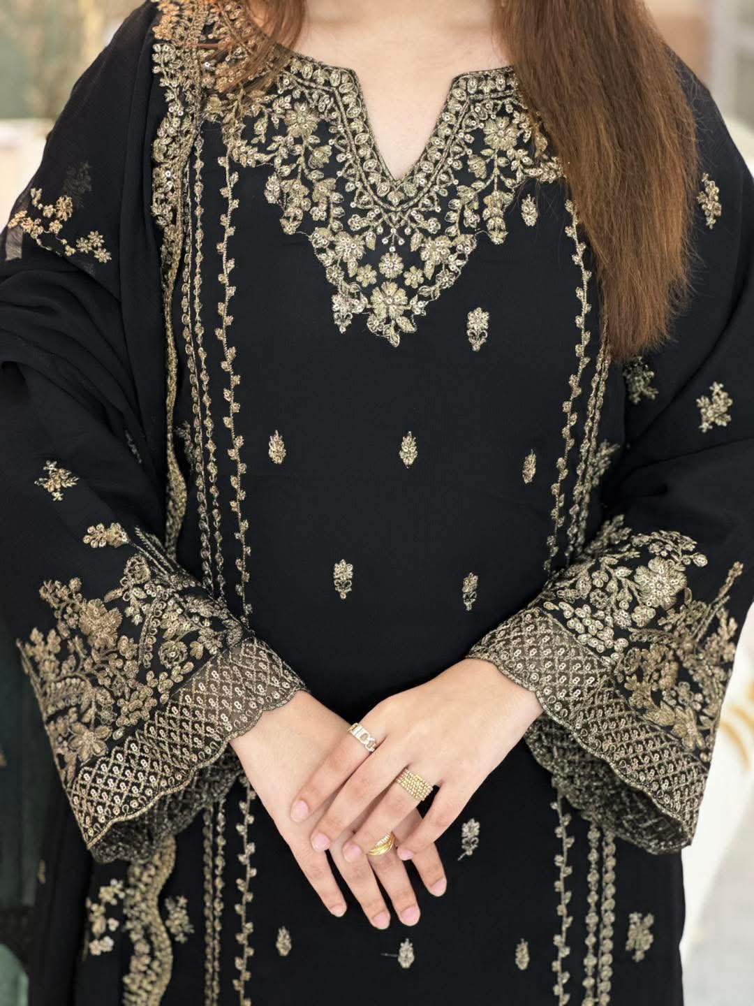 Black Zari Elegance ( SR 28 ) - Image 5