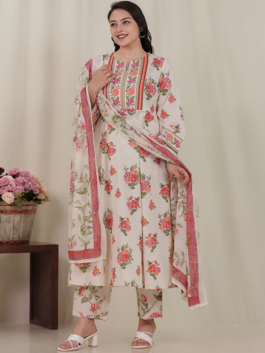 Women Linen Kurta Pant Dupatta Set ( SR-26 ) - Image 3